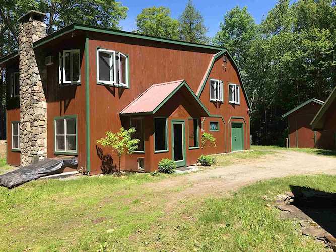 706 Cross Rd Westminster, VT 05158