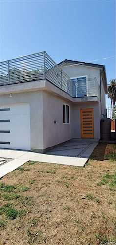 1525 E 99th Los Angeles, CA 90002