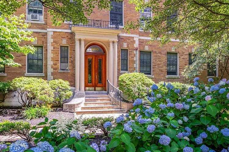 850 Massachuetts Avenue #2 Cambridge, MA 02139