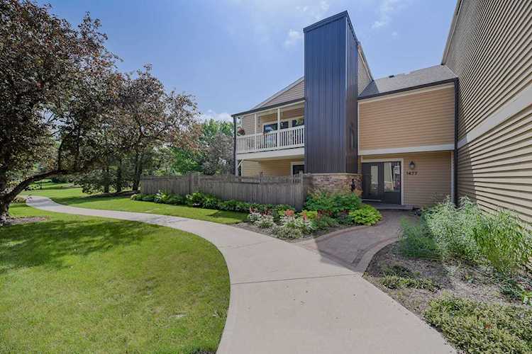 1477 S County Farm Rd #2-4 Wheaton, IL 60189