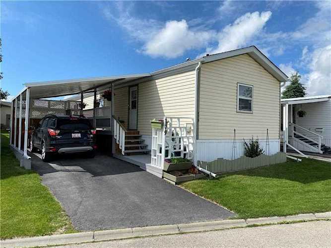 99 Arbour Lake Road NW #179 Calgary, AB T3G 4E4