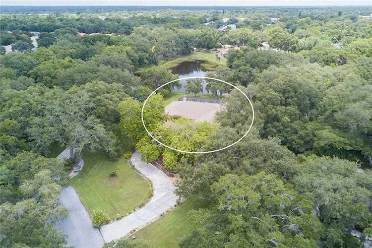 7313 Oak Run Ln Sarasota, FL 34243
