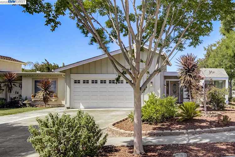 36681 Port Sailwood Dr Newark, CA 94560