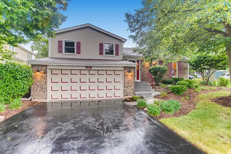 1008 Evergreen Dr Carol Stream, IL 60188