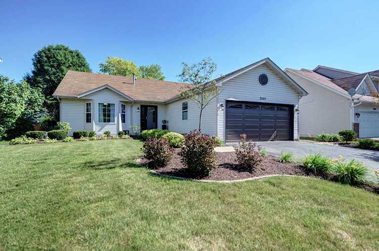 2520 Silver Rock Dr Crest Hill, IL 60403