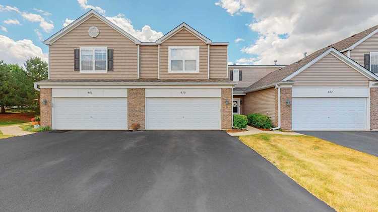 479 Brookside Dr Oswego, IL 60543