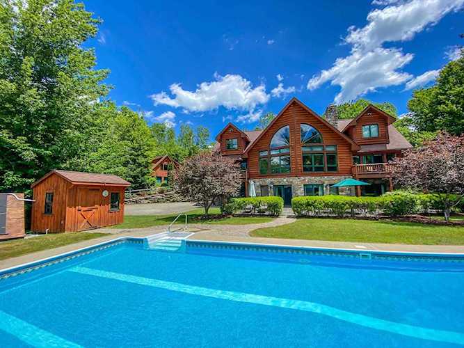 527 Boyd Hill Rd Wilmington, VT 05363