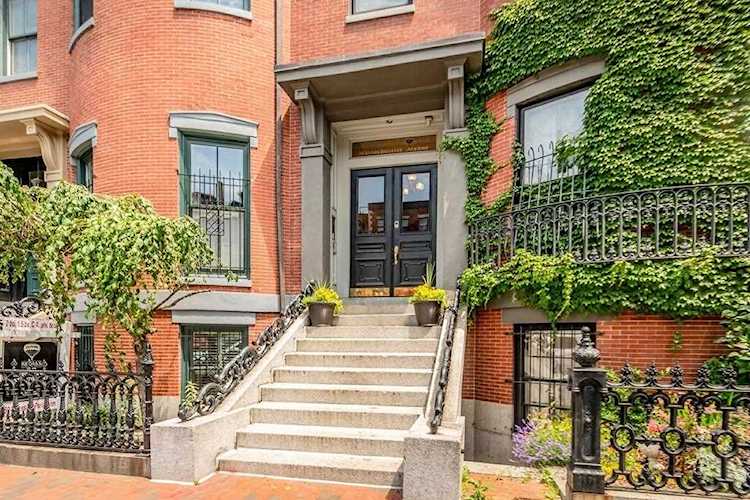 608 Massachusetts Ave #3 Boston, MA 02118