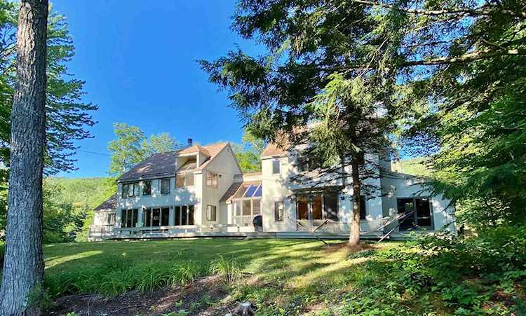 7 Nearing Rd Winhall, VT 05340