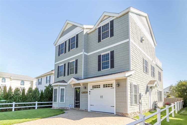 119 Kings Hwy Hampton, NH 03842