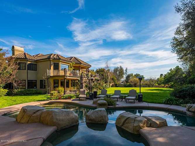 619 Knight Way La Canada Flintridge, CA 91011