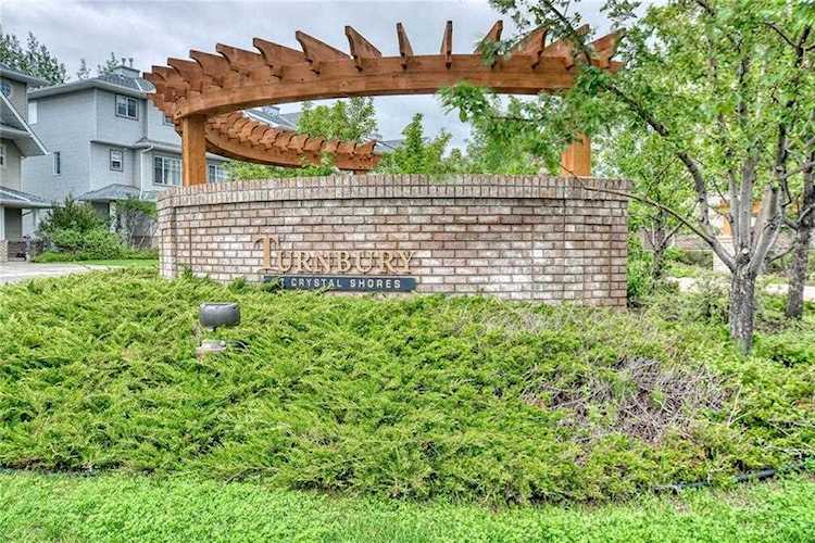 66 Crystal Shores Cove #32 Okotoks, AB T1S 2B4