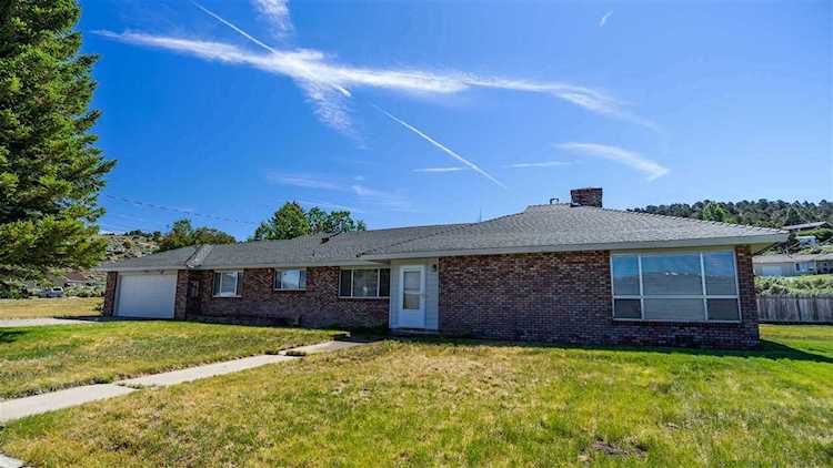 84 Castle Peak Bridgeport, CA 93517