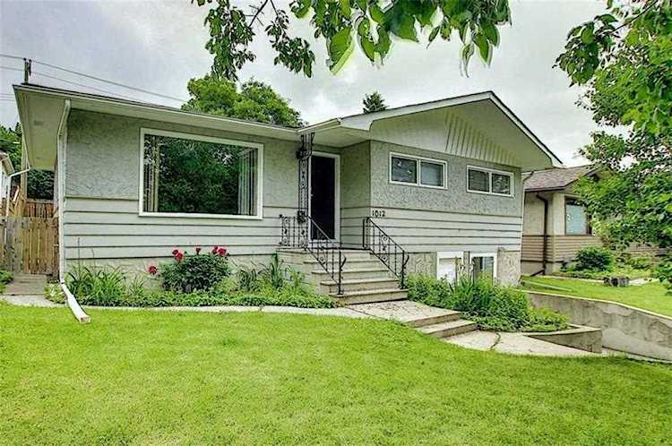 1012 16A Street NE Calgary, AB T2E 4T5
