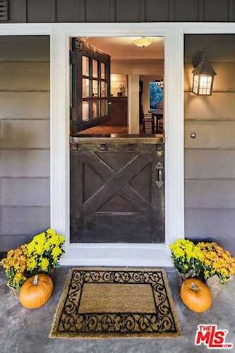 10498 Selkirk Lane Los Angeles, CA 90077