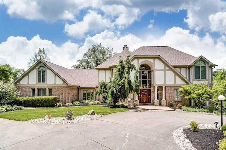 40 Bittersweet Dr Alexandria, KY 41001