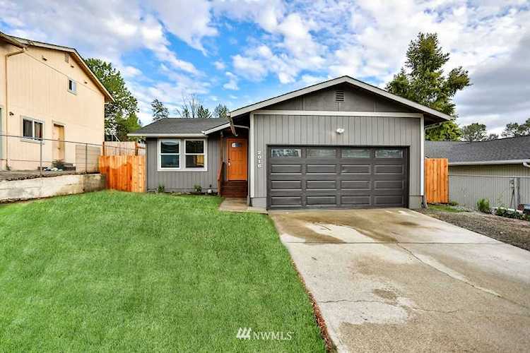2016 E George St Tacoma, WA 98404