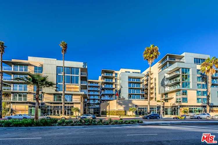 1755 Ocean Avenue #505 Santa Monica, CA 90401