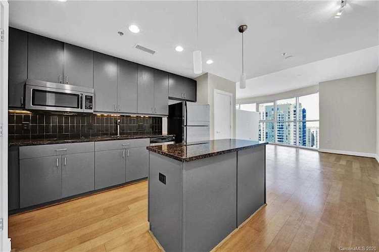 333 Trade St Charlotte, NC 28202