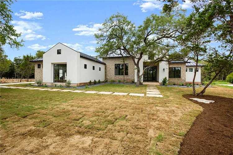 402 Delayne Dr Austin, TX 78737