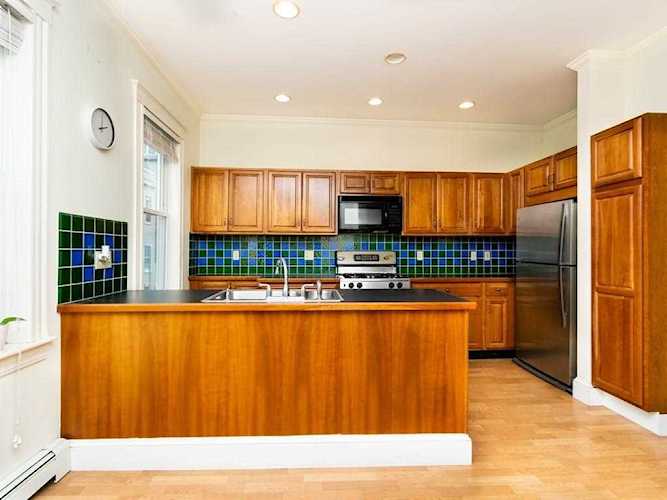 699 E 4th Street Boston, MA 02127