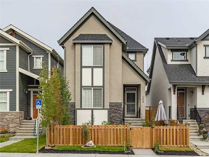 102 Masters Crescent SE Calgary, AB T3M 2M8
