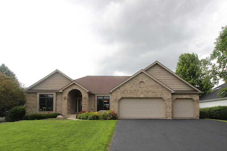 3670 Bunker Hill Dr Algonquin, IL 60102