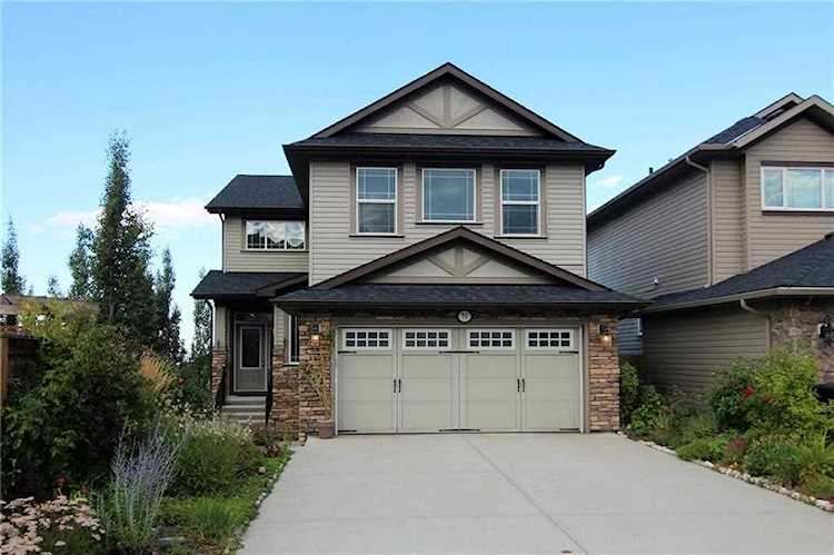 71 Sherwood Crescent NW Calgary, AB T3R 0G2