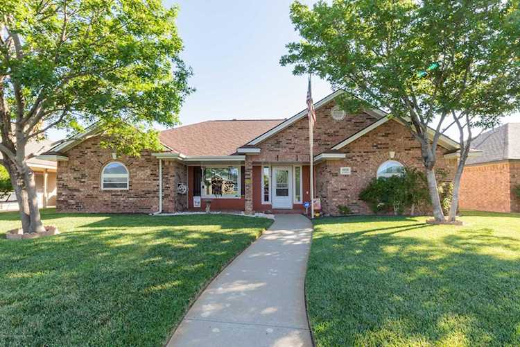 6826 Glenoak LN Amarillo, TX 79109
