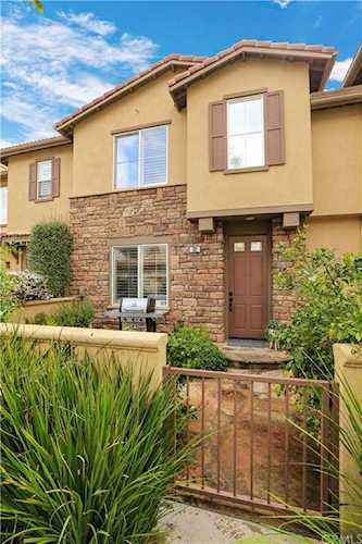 131 Sapphire #22 Irvine, CA 92602