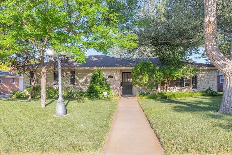 2302 Judy ST Amarillo, TX 79106