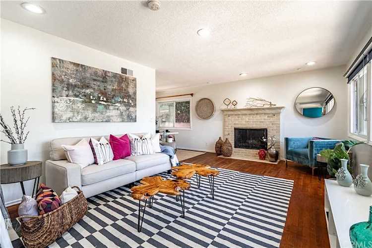 213 N Goodhope Avenue San Pedro, CA 90732