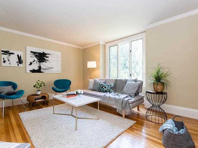 19 Brook St #19 Wellesley, MA 02482