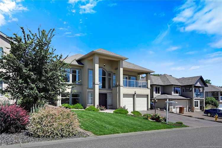 1726 Markham Court Kelowna, BC V1V2W1