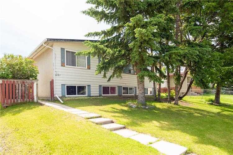 6229 & 6231 Penedo Way SE Calgary, AB T2A 3N2