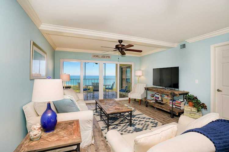 529 NE Plantation Road #308 Stuart, FL 34996