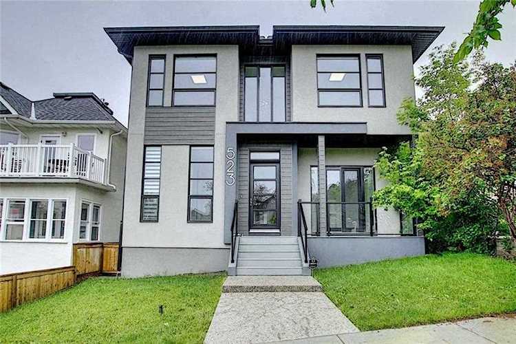 523 6A St NE Calgary, AB T2E 4A8