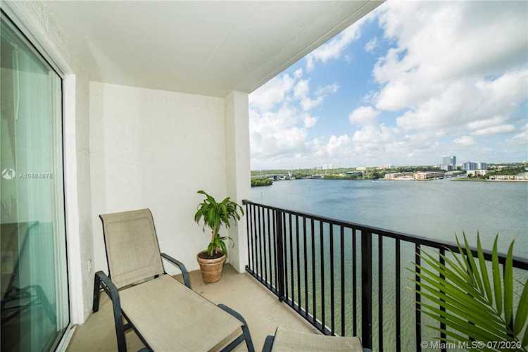 17100 N Bay Rd #1906 Sunny Isles Beach, FL 33160