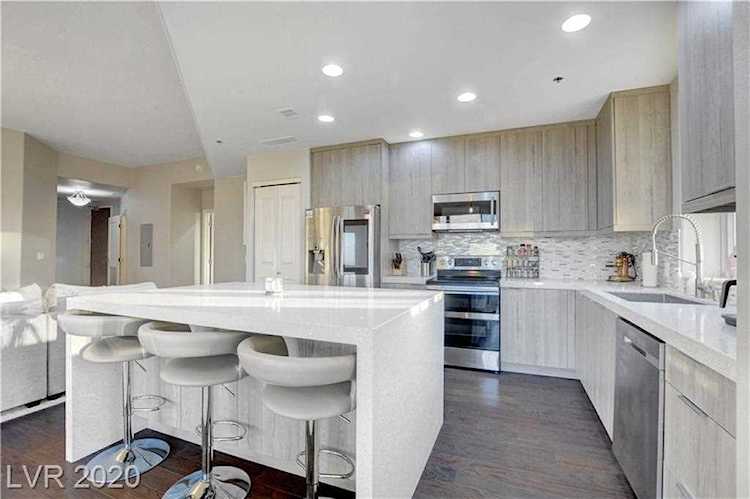 8255 S Las Vegas Blvd #1412 Las Vegas, NV 89123