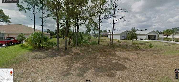 2460 SE San Filippo Dr Palm Bay, FL 32909 | MLS S5036148 Photo 1