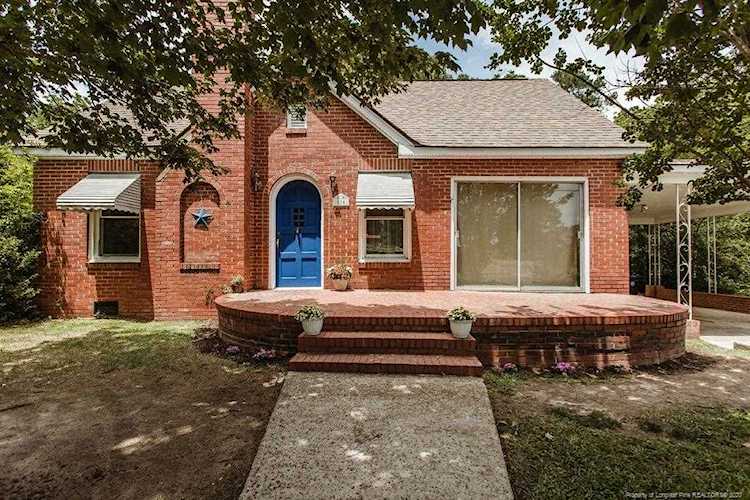 116 W Donaldson Ave Raeford, NC 28376