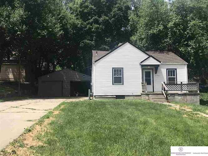 5106 N 38 St Omaha, NE 68111