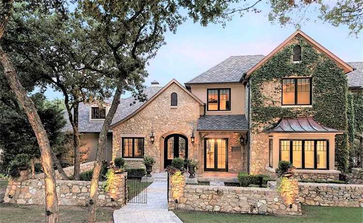 781 Knob Hill Court Argyle, TX 76226