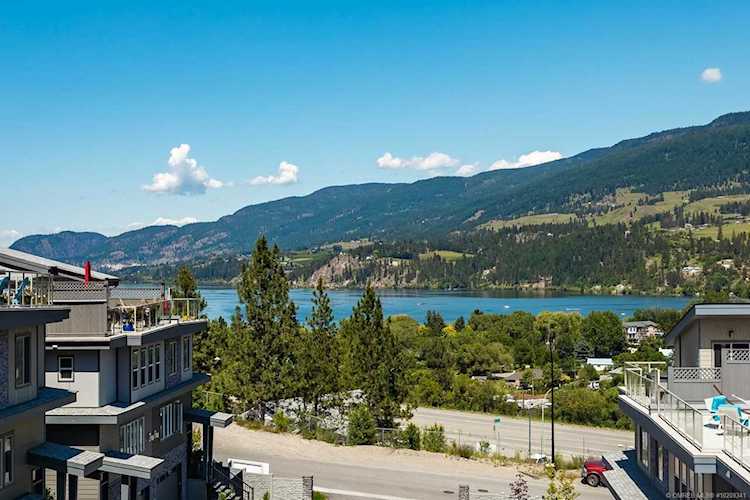 2893 Robinson Road Lake Country, BC V4V1H8