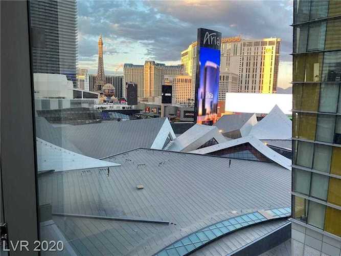 3726 S Las Vegas #809 Las Vegas, NV 89158