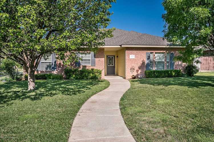6210 S Travis ST Amarillo, TX 79110