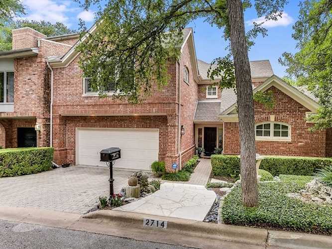 2714 Hillview Green Ln Austin, TX 78703