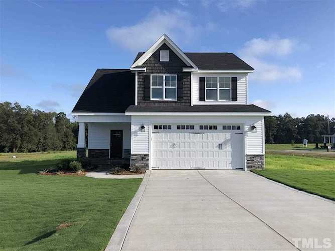 16 Trigger Court Selma, NC 27576