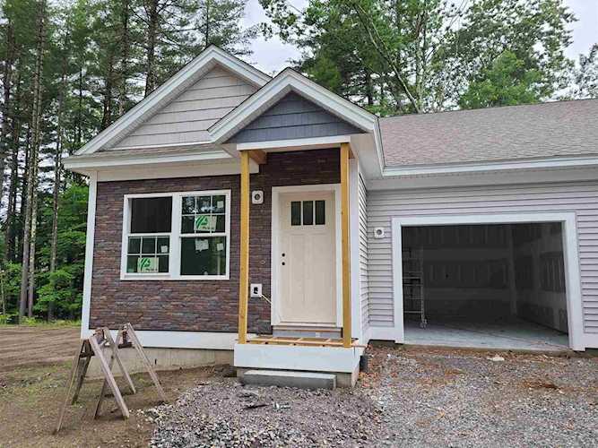 50 Scenic Dr #23 Nashua, NH 03062