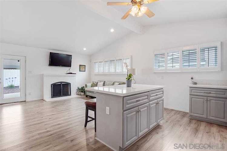 4516 Mount Hubbard San Diego, CA 92117
